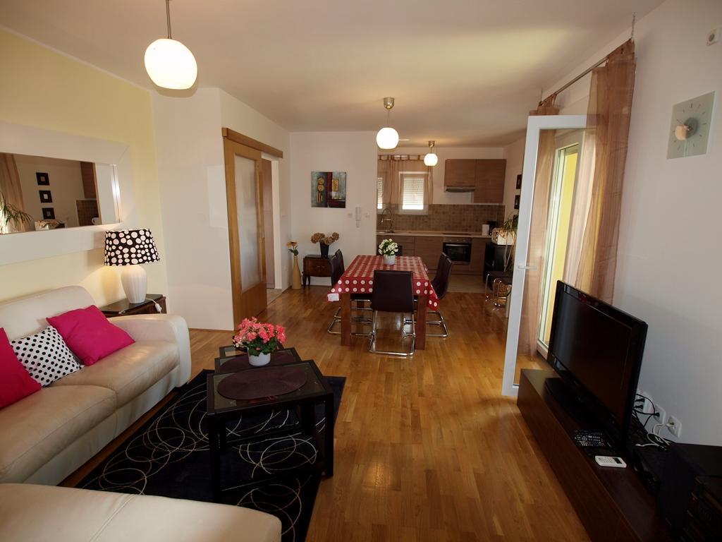 Apartments Jakov Matulji Bagian luar foto