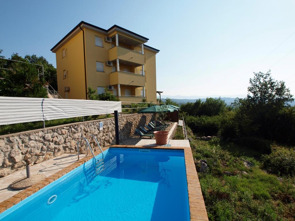 Apartments Jakov Matulji Bagian luar foto
